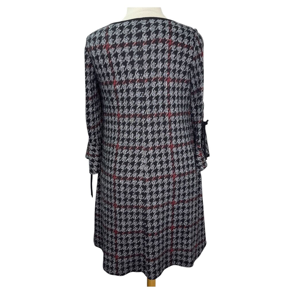 Sandra Darren 1X Dress