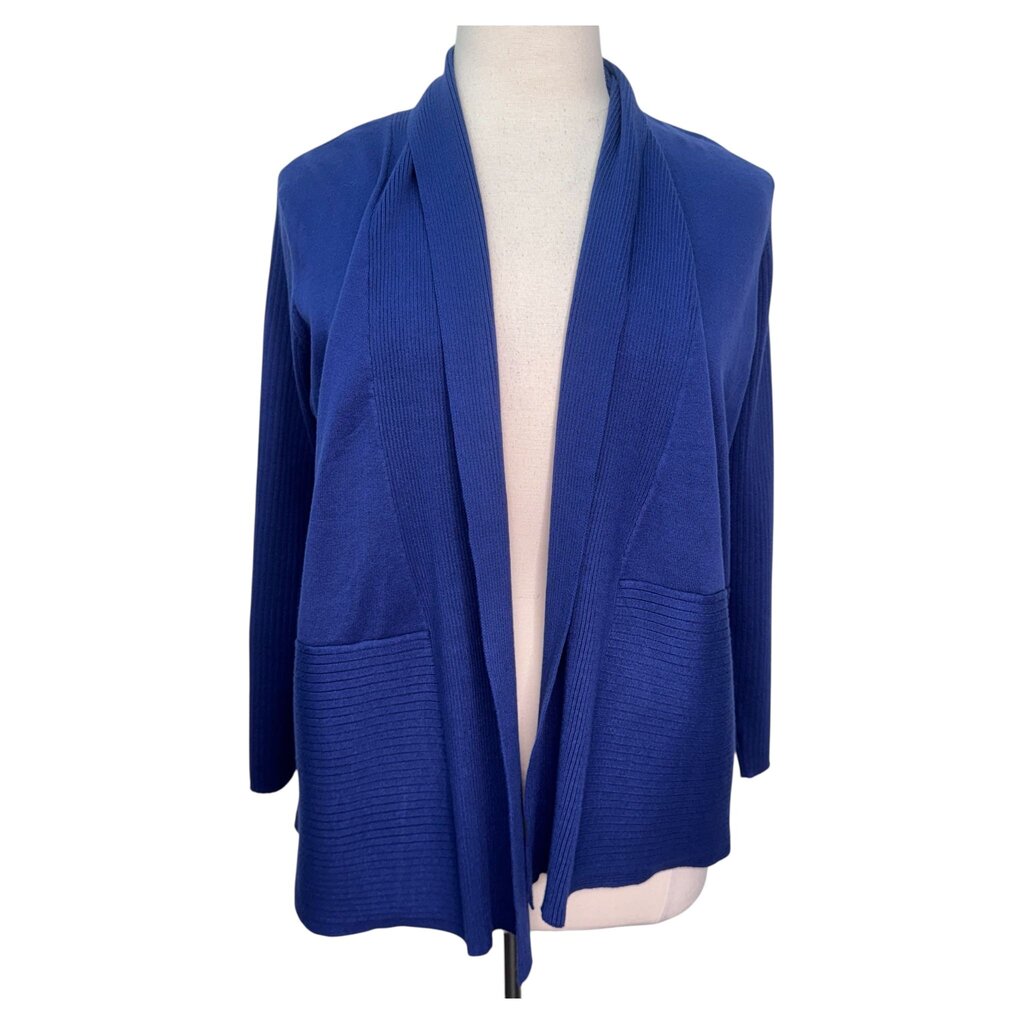 Verve Ami 2X Shrug..msrp 58.00