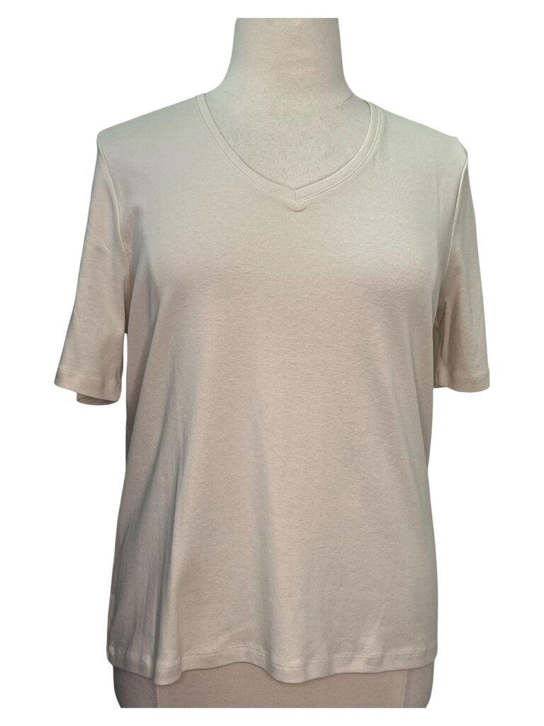 Chico's Size 3 (16/18) Top... NWT