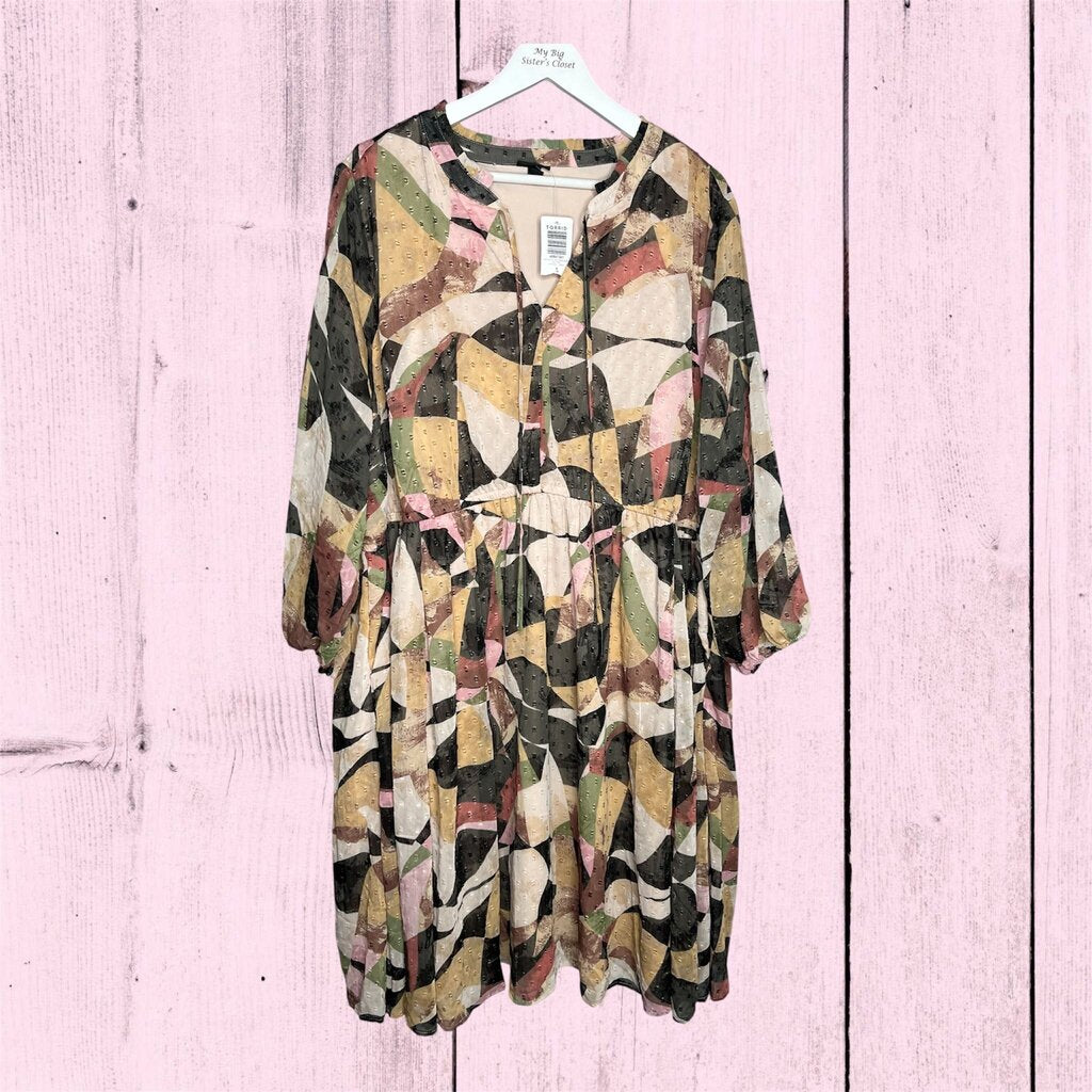 Torrid 4X Dress... NWT