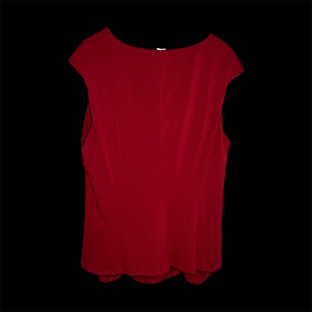 City Chic Size XXL (24) Top…msrp 75.00
