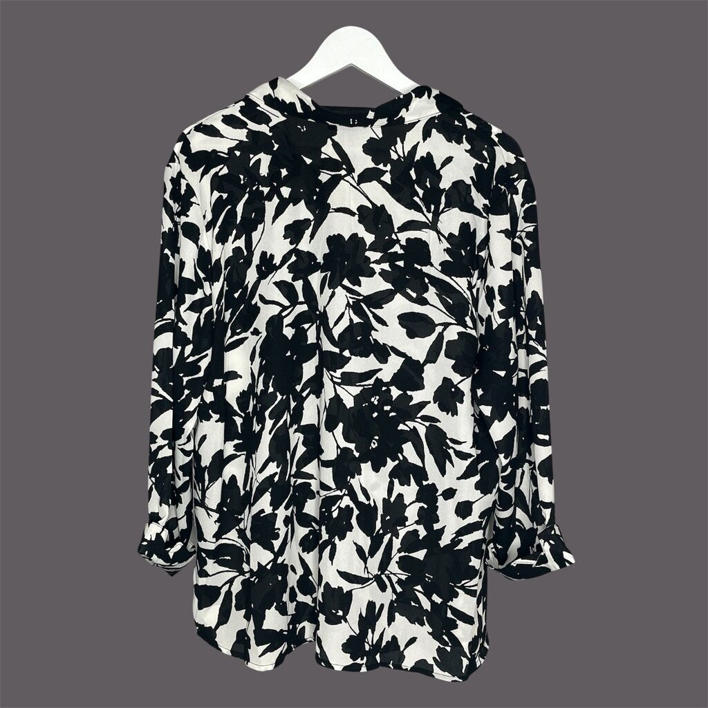 Sara Michelle 2X Top…nwt
