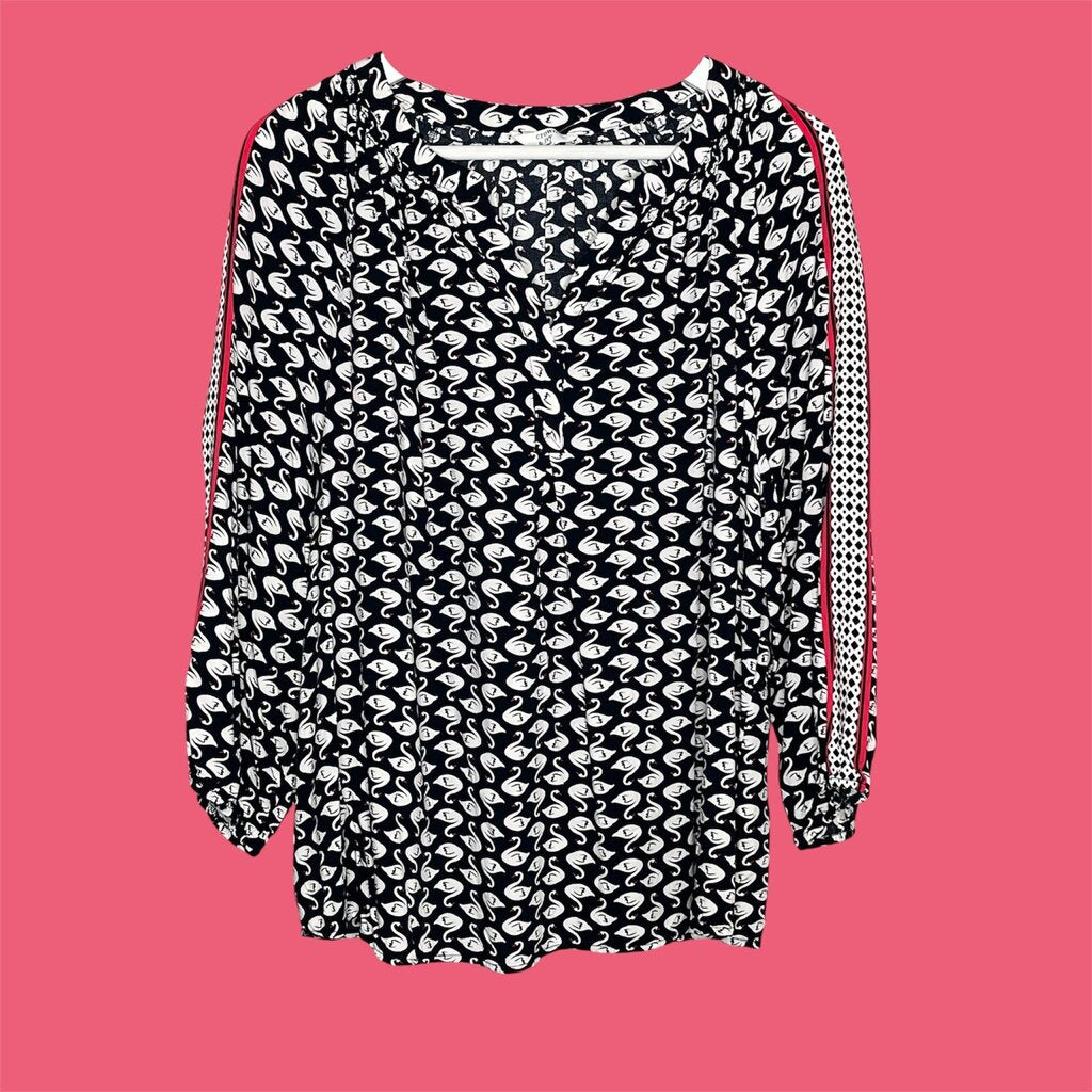 Crown & Ivy 2X Top