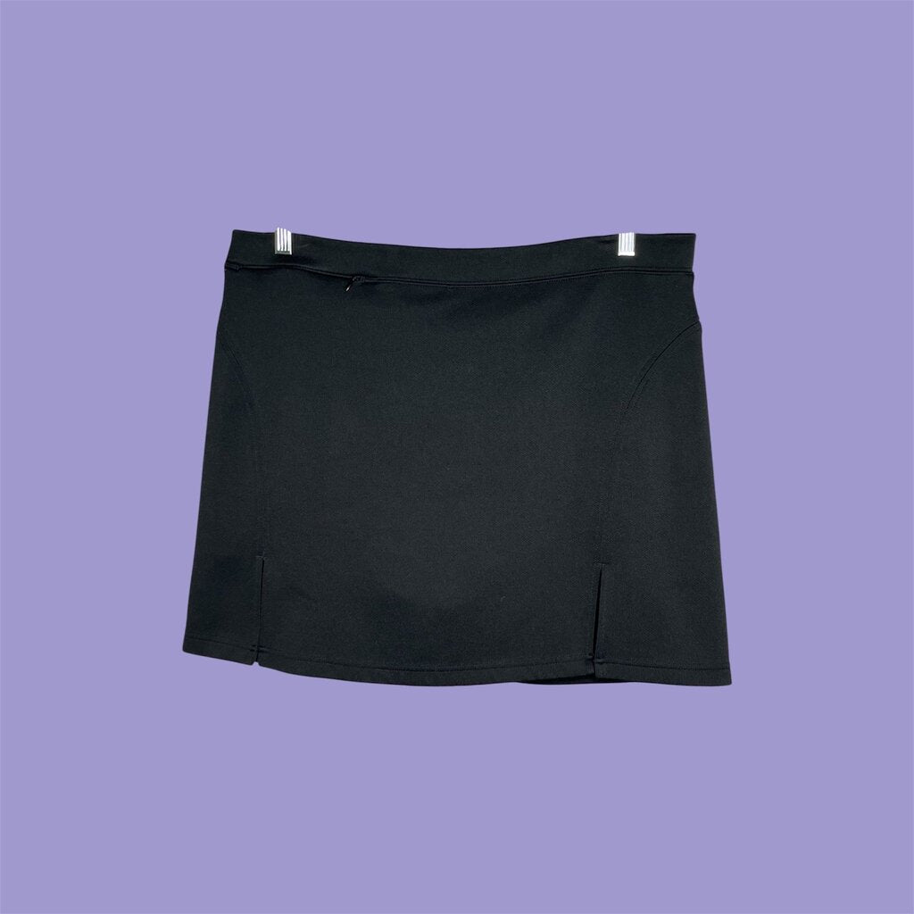 Izod XL Skort