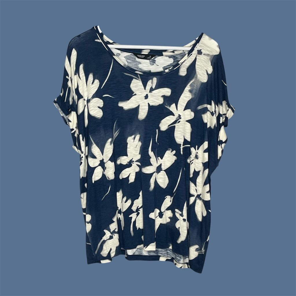 Simply Vera XL Top