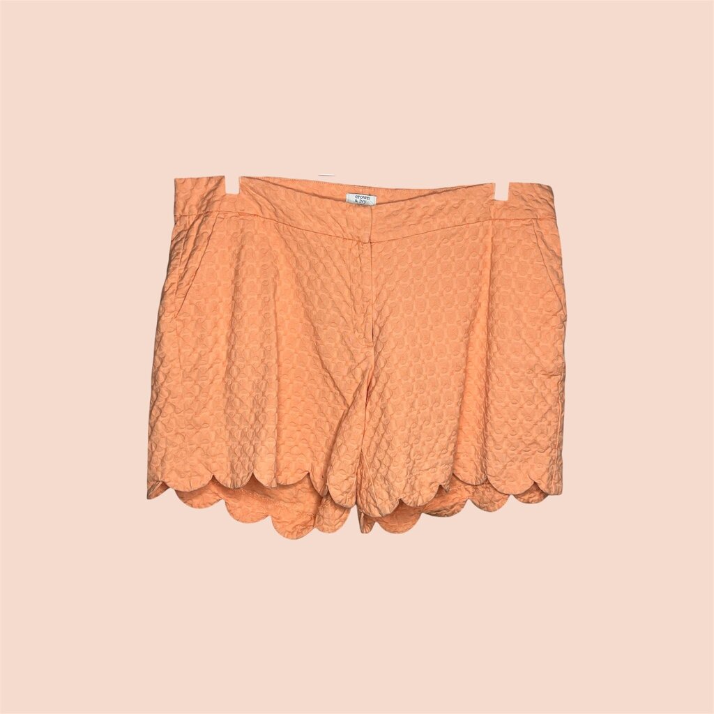Crown & Ivy 18W Shorts