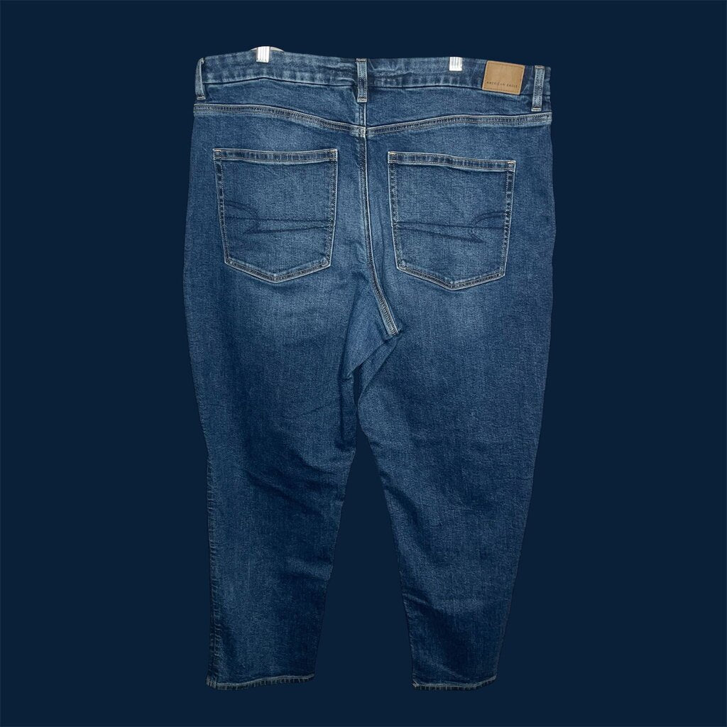 American Eagle 18 Curvy Mom Jeans