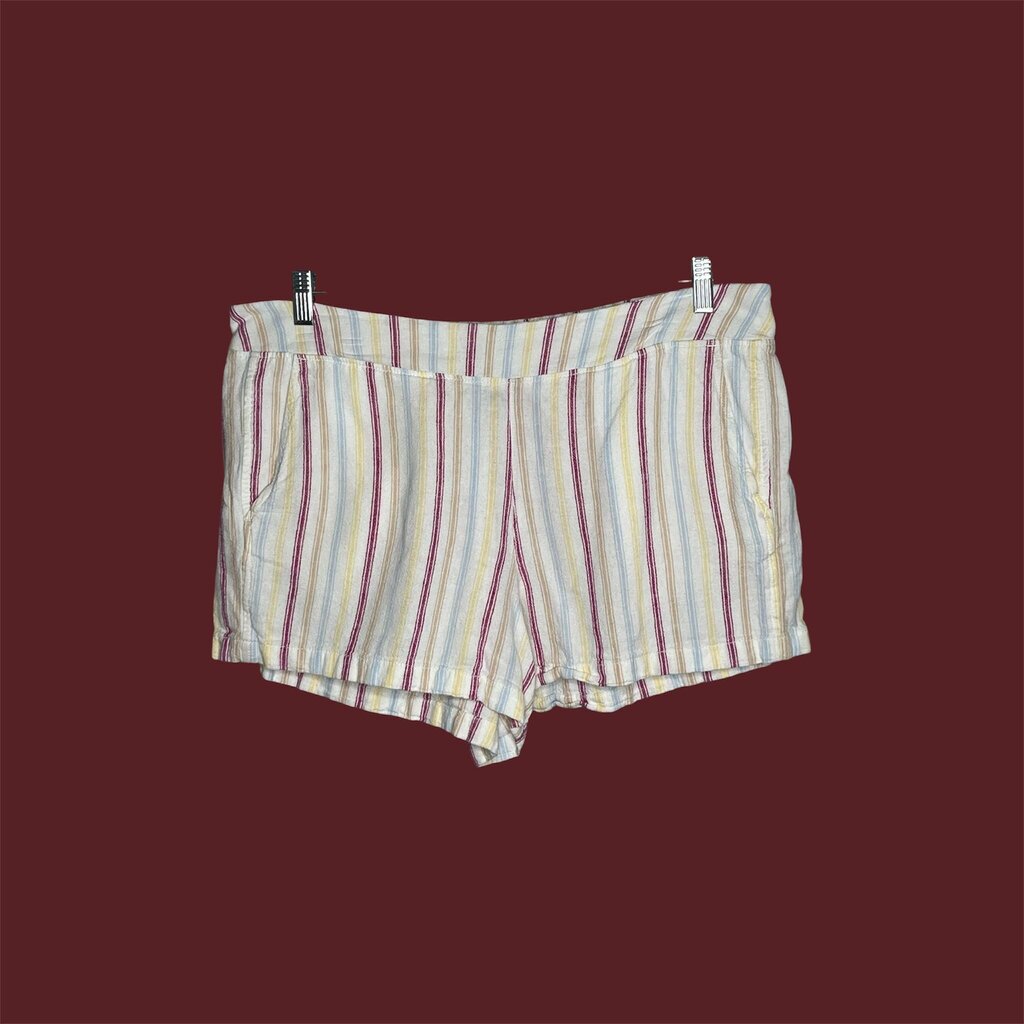 Gap XL Shorts