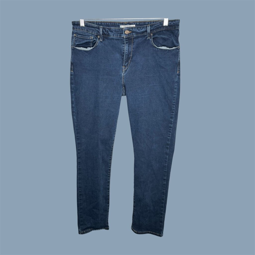 Levis 18 Jeans