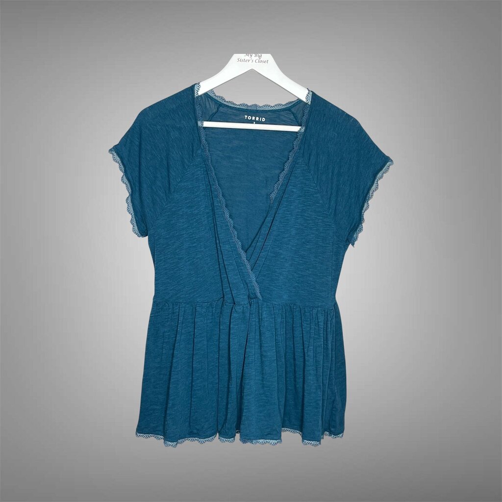 Torrid 2X Top