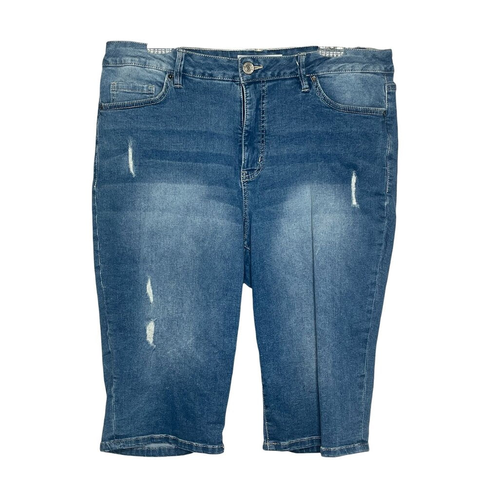 Royalty for me 16W Shorts