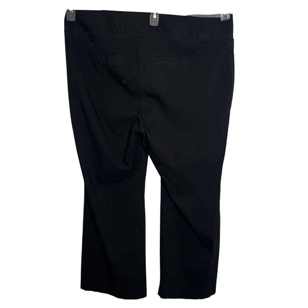 Torrid 22 XShort Pants