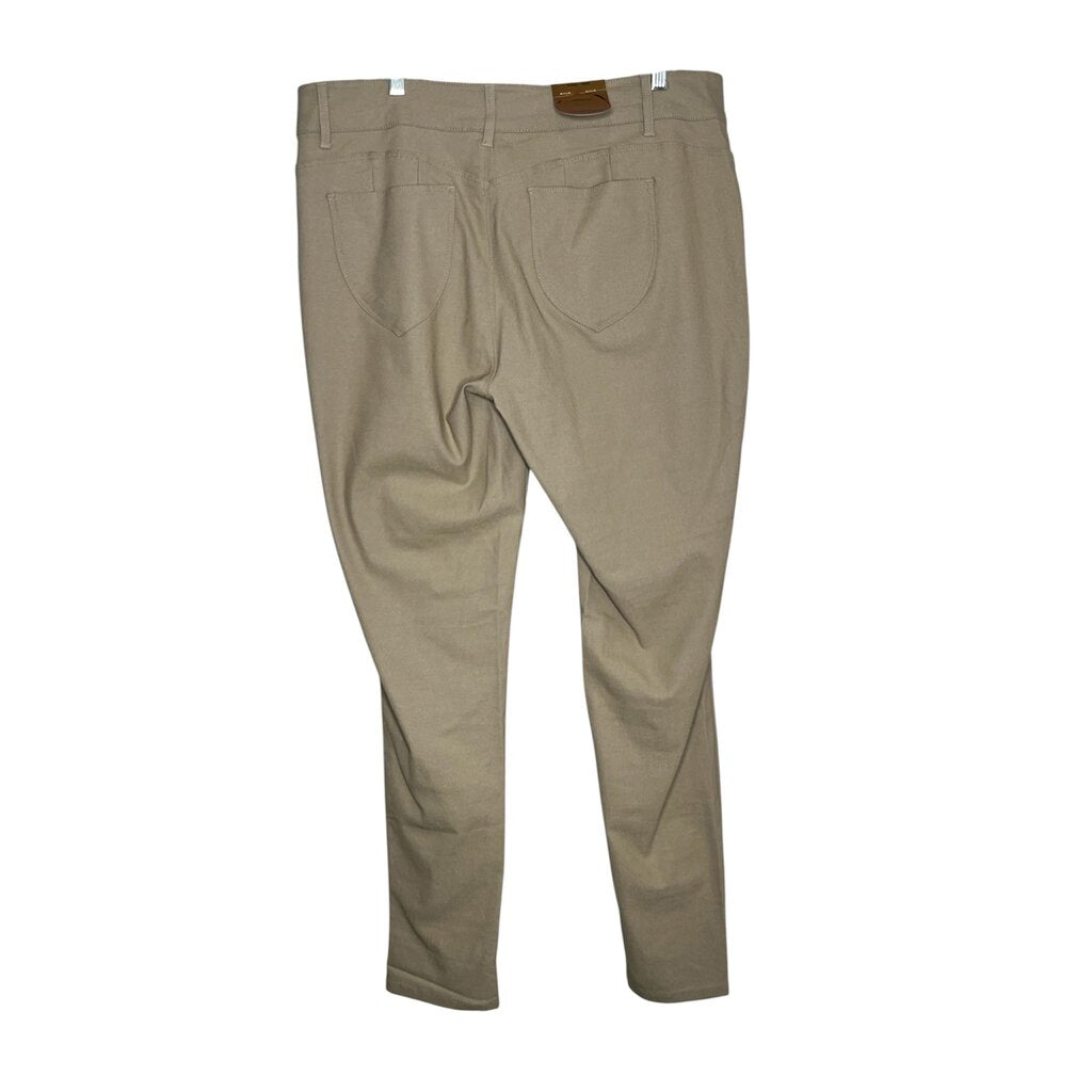 Sabrina Lauren 18W Pants NWT MSRP $72.00