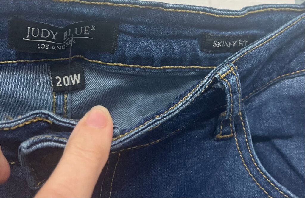 Judy Blue 20W Jeans