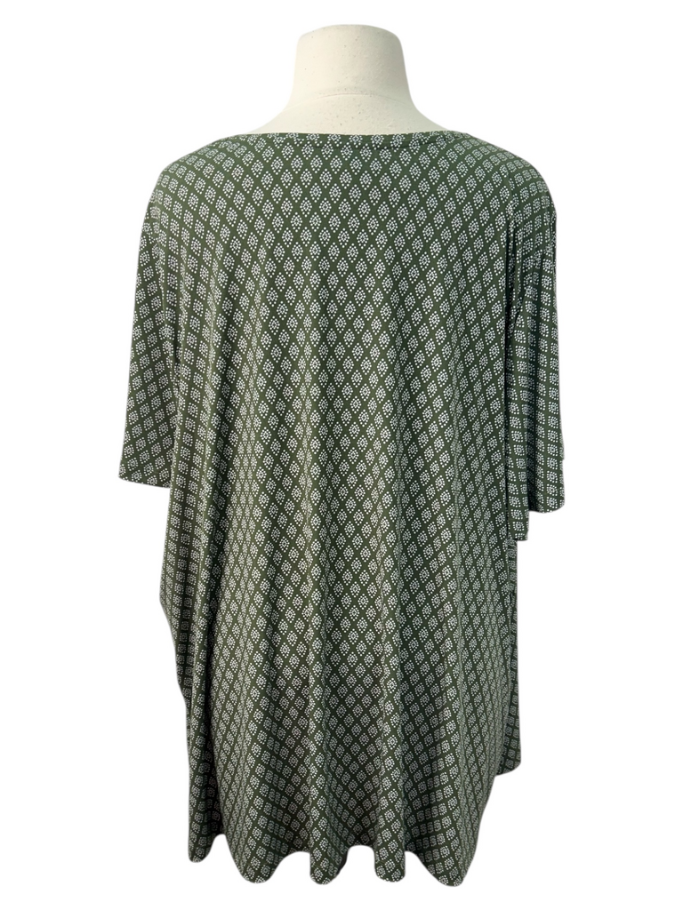 Lane Bryant 38/40 Top