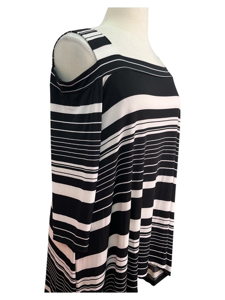 Chico's 3 (16/18) Tunic... NWT... MSRP $89