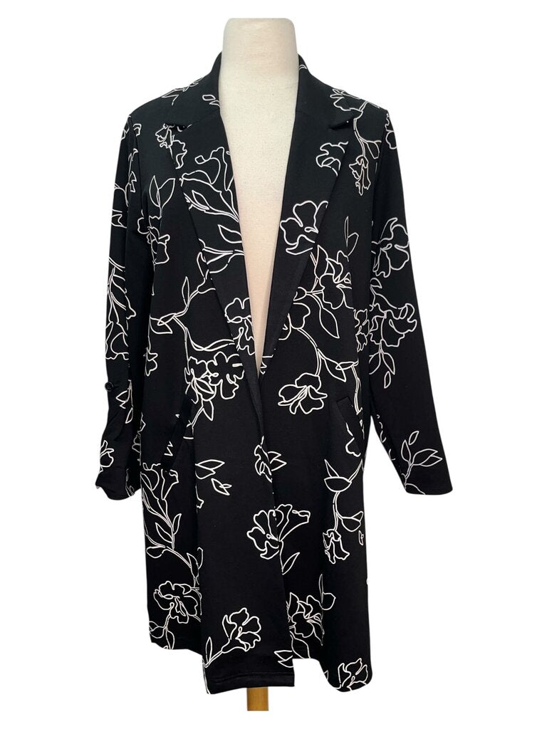 Cato 18/20W Coat/Shrug