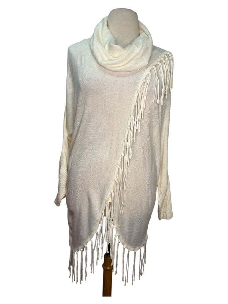 Novelty Stitch XL Top NWT... MSRP $56