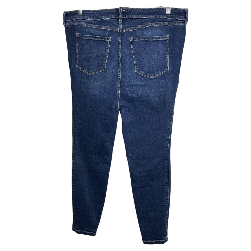 Torrid 18 Short Jeans