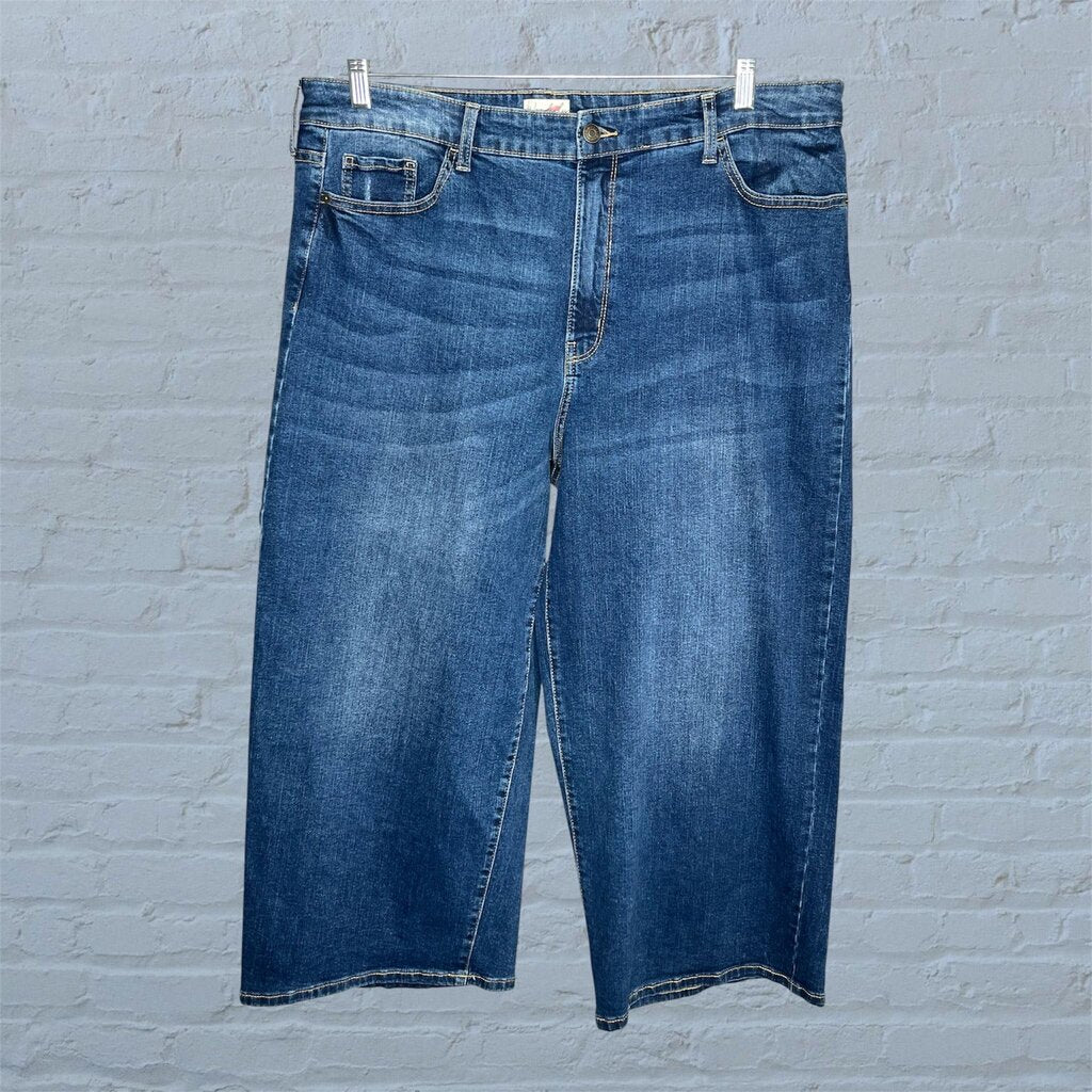 Wonderly 18 Cropped Jeans