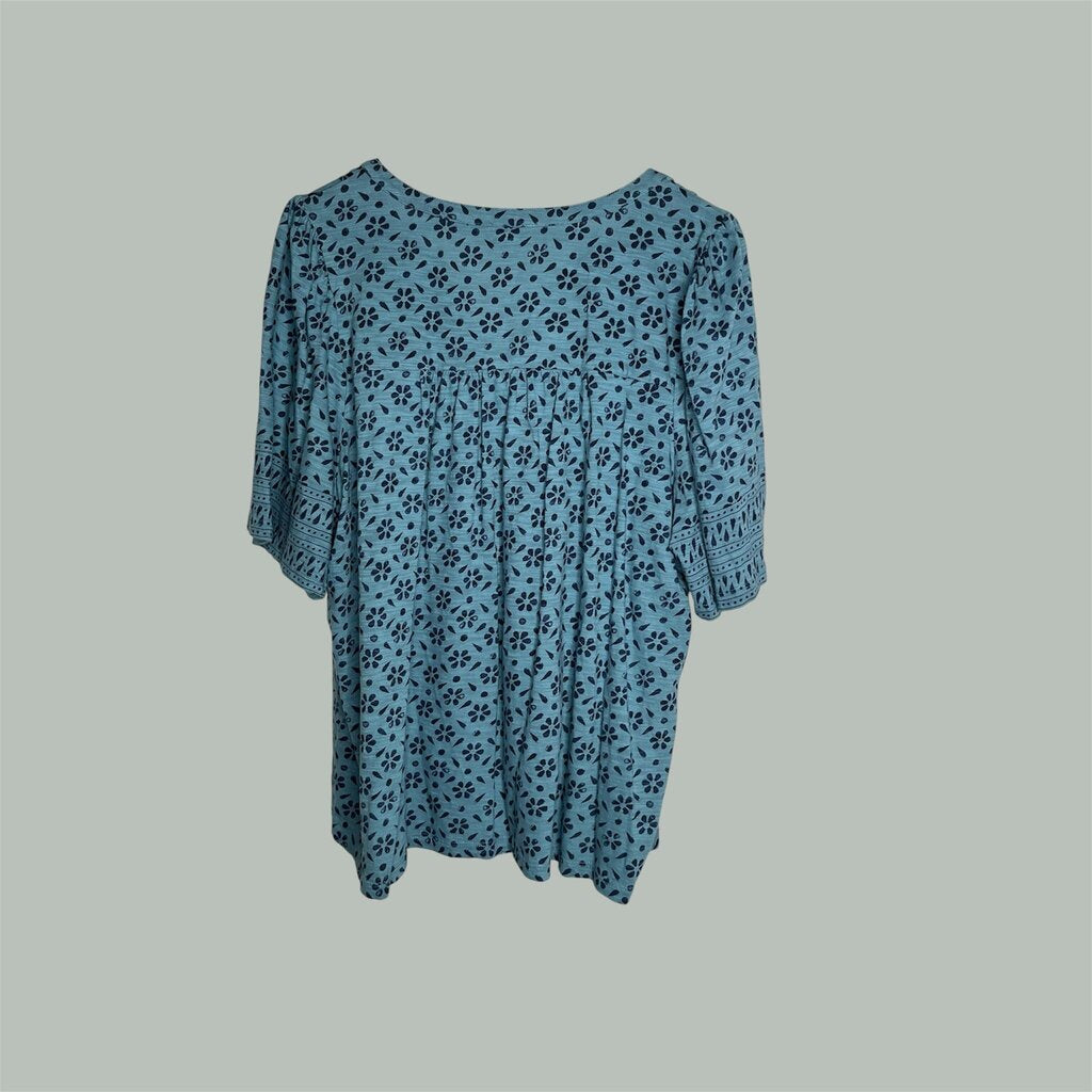 Wonderly Size XXL Top