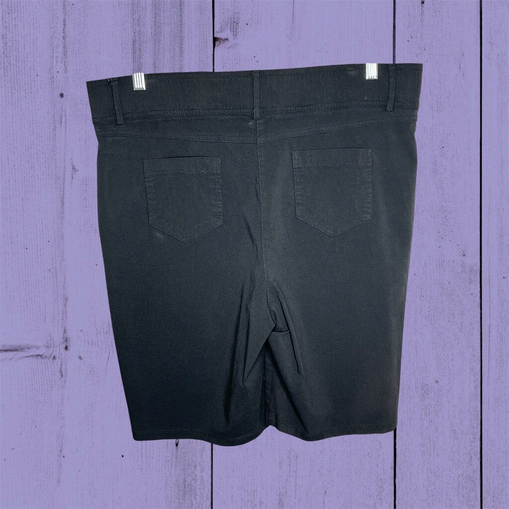 89th & Madison 20W Shorts