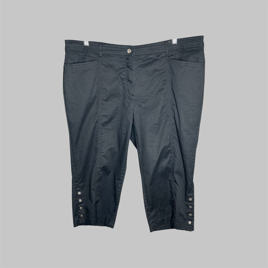 JM Collection 22W Capris