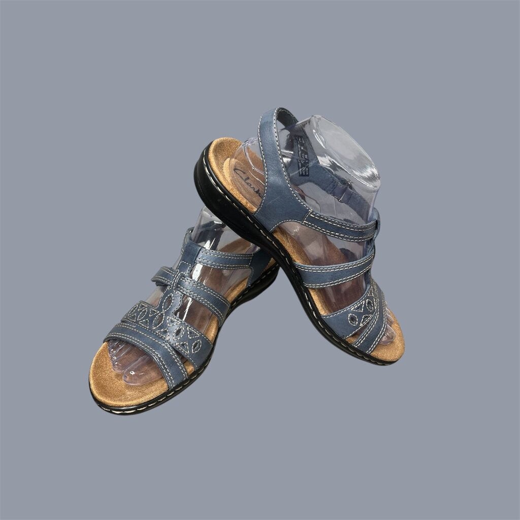 Clarks 8 Sandals