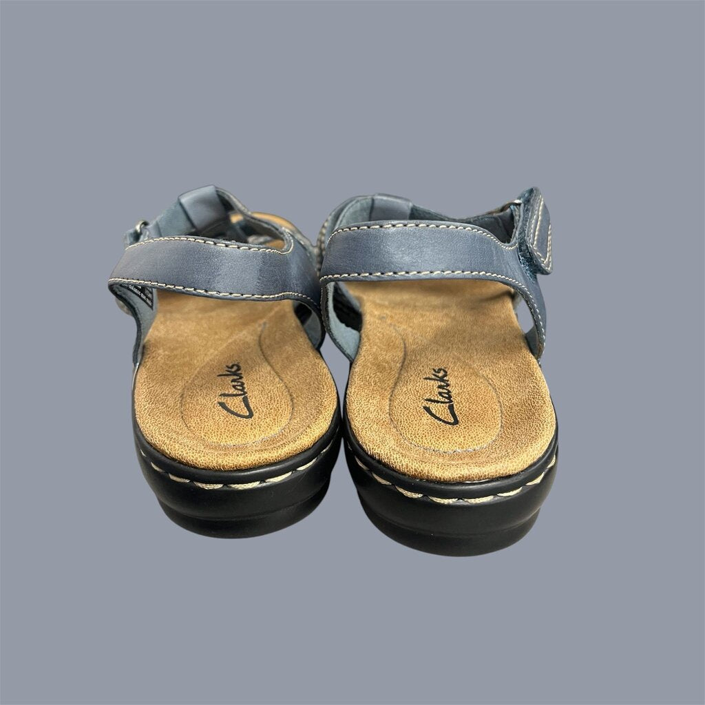 Clarks 8 Sandals