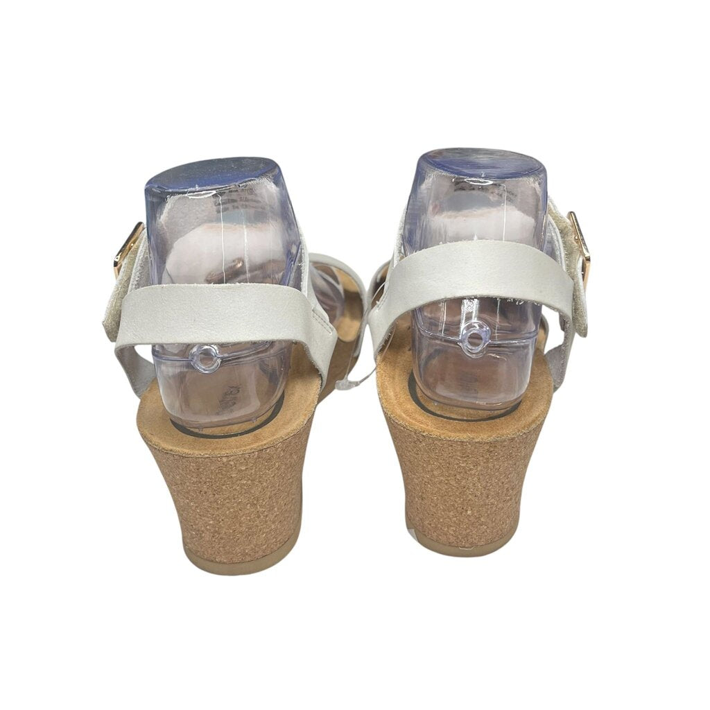 Aetrex SZ 8.5 Sandals...NWT MSRP $140
