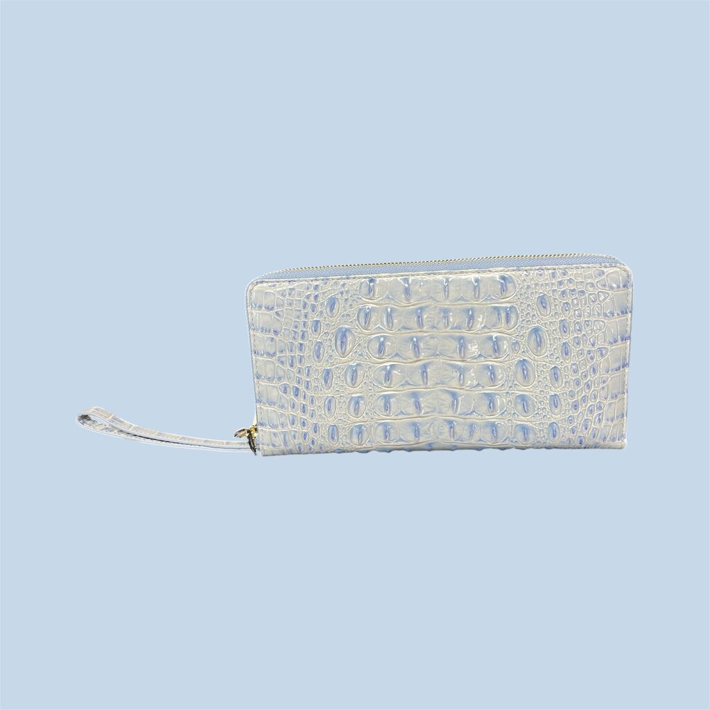 Brahmin Clutch... NWT... MSRP $175