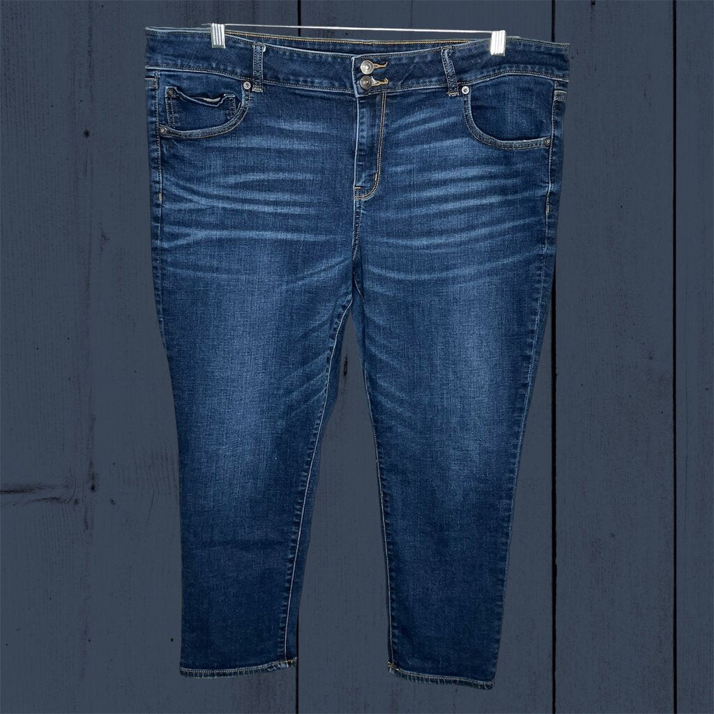 American Eagle 22 Crop Jeans