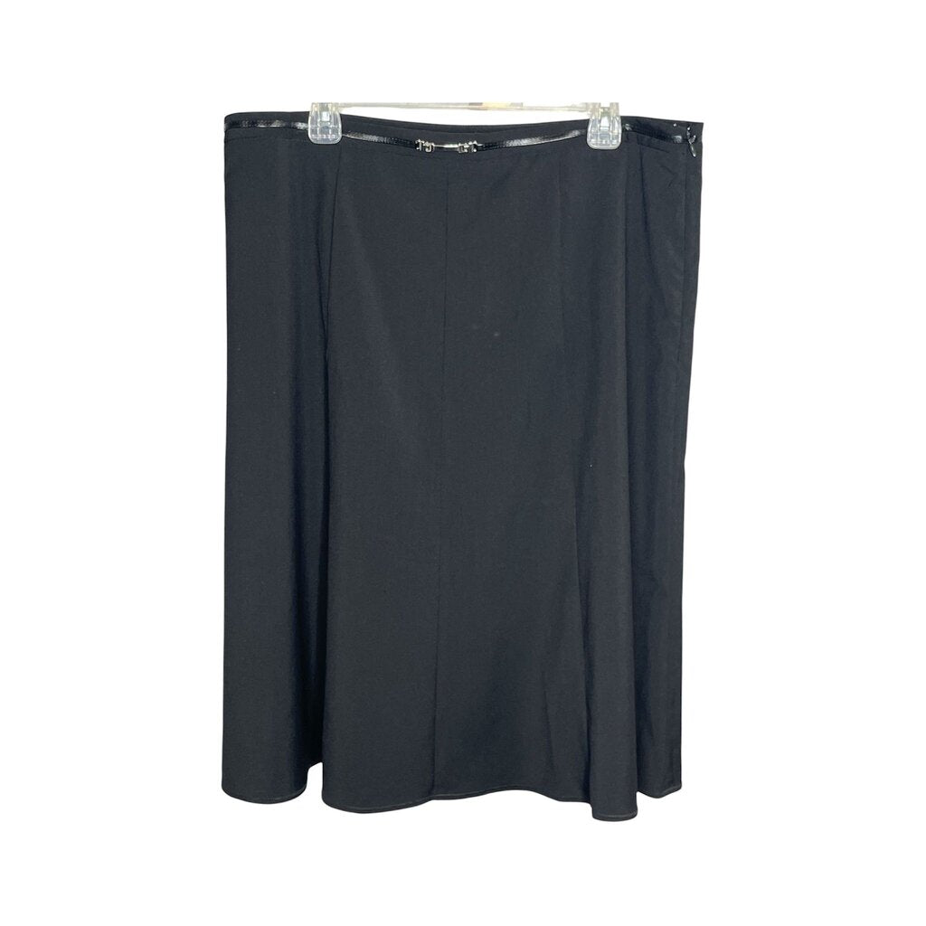 East 5th 18 Skort