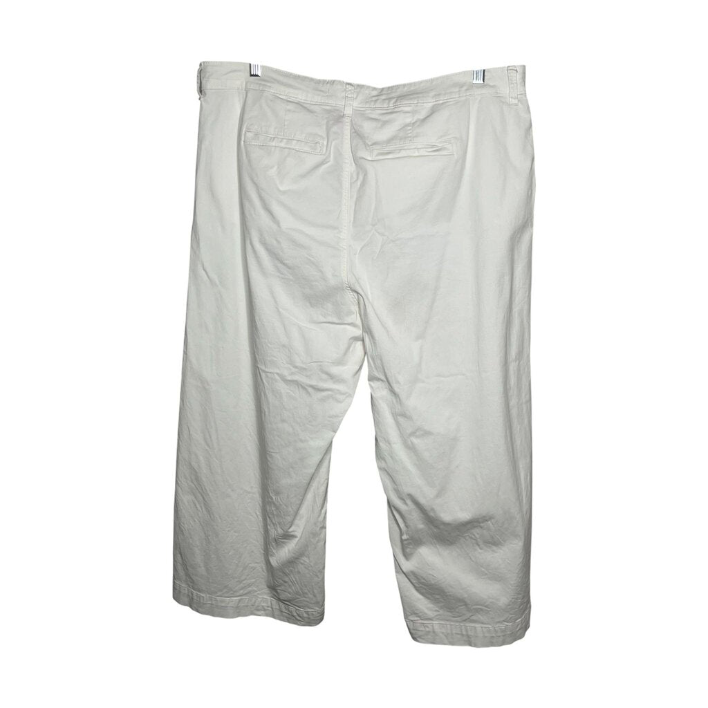 Torrid 20 Capris