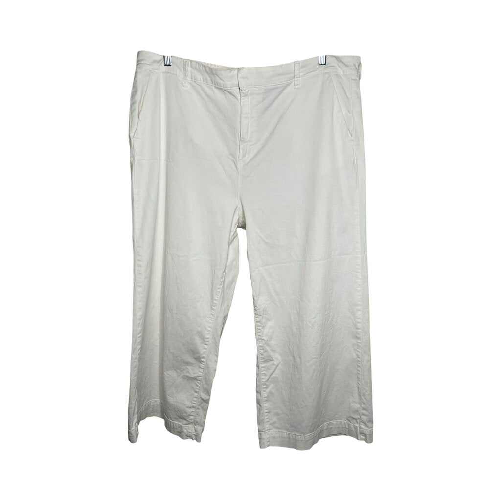 Torrid 20 Capris