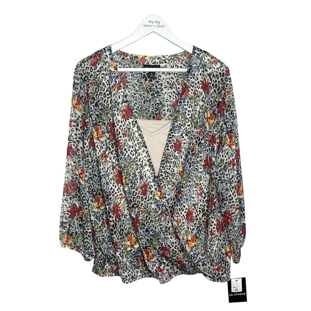 IN Studio XL Top..,NWT