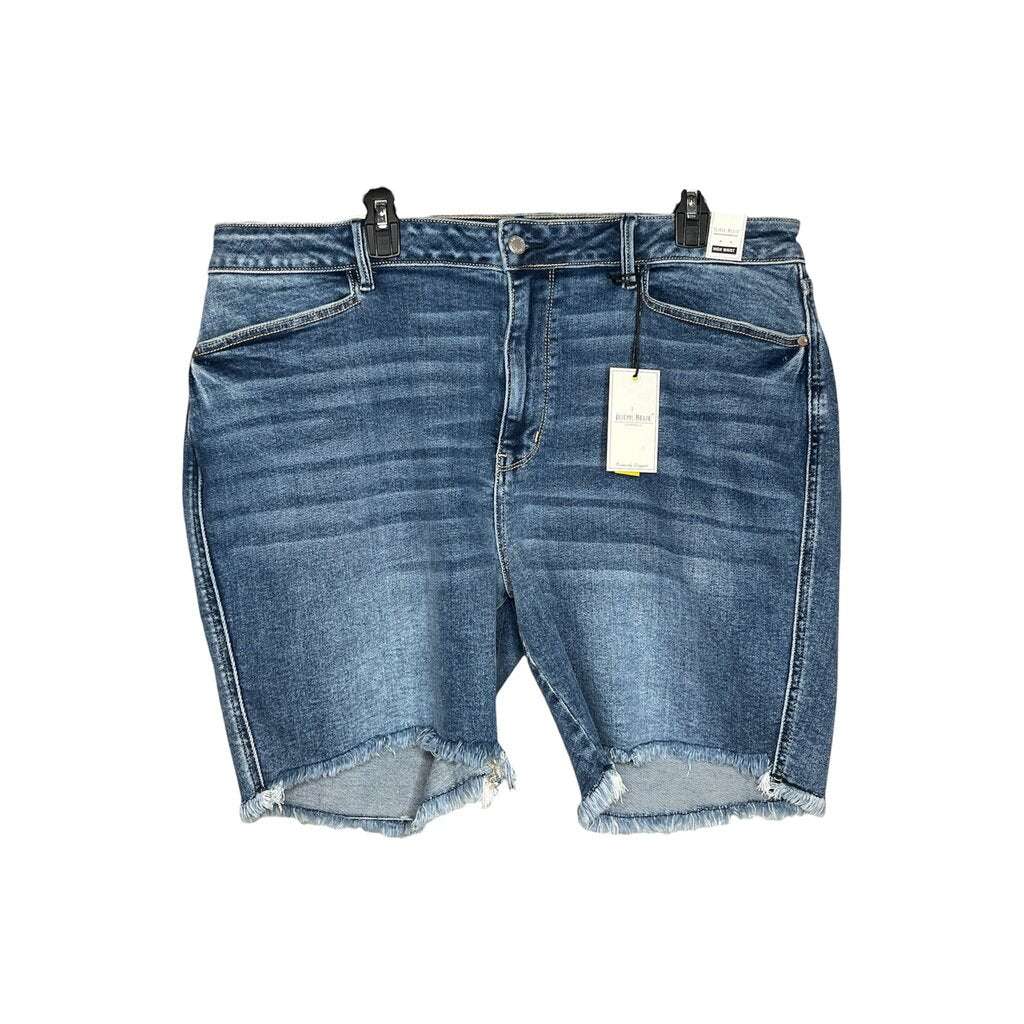 Judy Blue 2X Shorts... NWT...