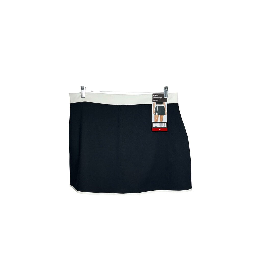 Gap XL Skort…NWT... MSRP $59.95