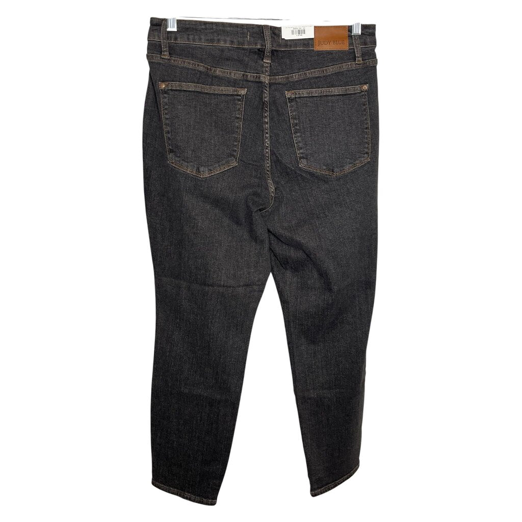 Judy Blue 16W Jeans... NWT