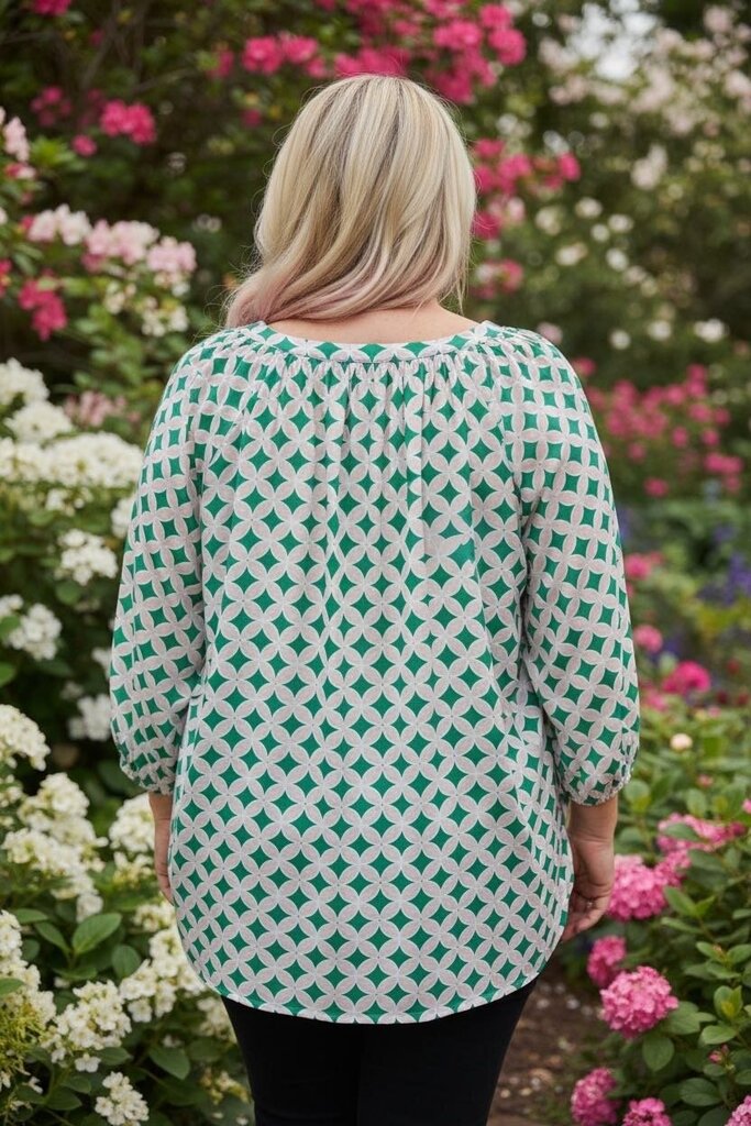 Crown & Ivy 3X Top