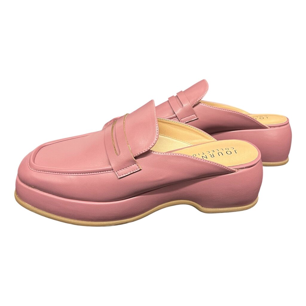 Journee Collection 9.5 Shoe
