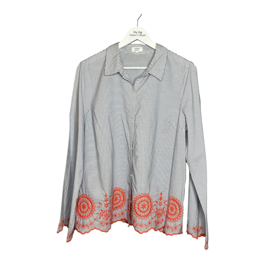 Crown & Ivy XL Top